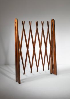Compasso - Free Standing Wood Coat Rack