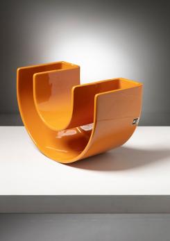 Compasso - Ceramic Magazine Rack by Sicart Compasso - Ceramic Magazine Rack by Sicart