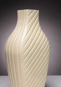 Compasso - Pair of Ceramic Vases by Giovanni Gariboldi for Richard Ginori
