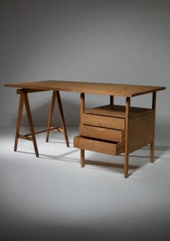 Compasso - Desk by Angelo Mangiarotti