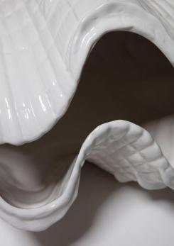 Compasso - Giant Clam Shell Ceramic Lamp by Studio Smania