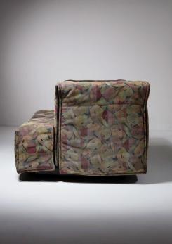 Compasso - "Cardigan" Settee by Vico Magistretti for Cassina