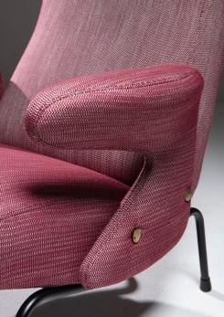Compasso - "Delfino" Armchair by Erberto Carboni for Arflex