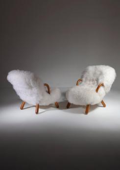 Compasso - Pair of "Clam Chairs" by Madsen & Schübel