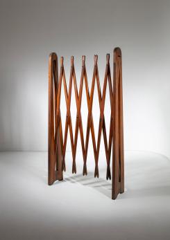 Compasso - Free Standing Wood Coat Rack