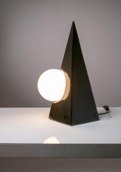 Compasso - Pyramidal Ceramic Table Lamp