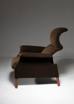 Compasso - Pair of "Sanluca" Lounge Chairs by Achille and Pier Giacomo Castiglioni for Gavina