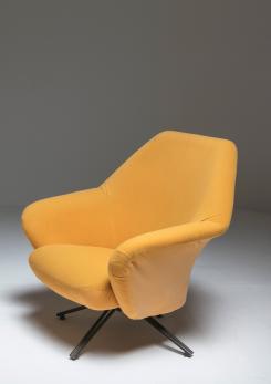 Compasso - Pair of P32 Lounge Chairs by Osvaldo Borsani for Tecno Compasso - Pair of P32 Lounge Chairs by Osvaldo Borsani for Tecno